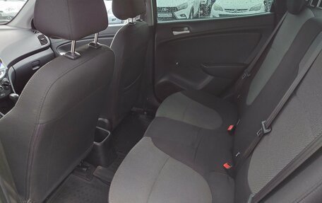 Hyundai Solaris II рестайлинг, 2011 год, 480 000 рублей, 14 фотография