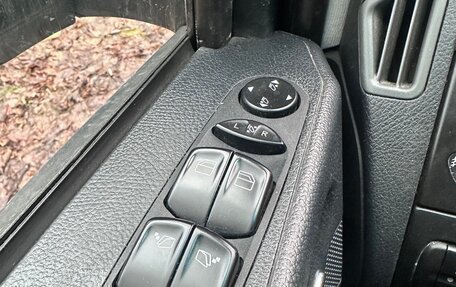 Mercedes-Benz Viano, 2012 год, 1 930 000 рублей, 18 фотография