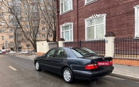 Mercedes-Benz E-Класс, 1999 год, 2 600 000 рублей, 5 фотография