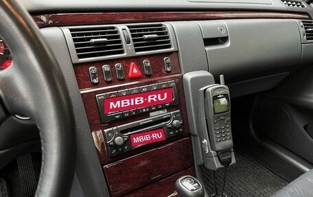 Mercedes-Benz E-Класс, 1999 год, 2 600 000 рублей, 14 фотография