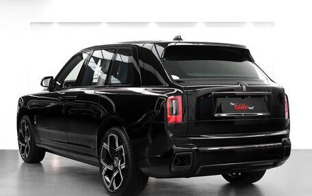 Rolls-Royce Cullinan, 2025 год, 99 900 000 рублей, 5 фотография