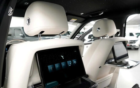 Rolls-Royce Cullinan, 2025 год, 99 900 000 рублей, 11 фотография