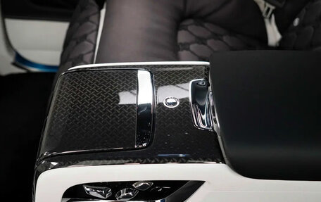 Rolls-Royce Cullinan, 2025 год, 99 900 000 рублей, 12 фотография