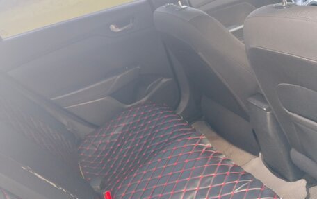 Hyundai Solaris II рестайлинг, 2018 год, 899 999 рублей, 11 фотография