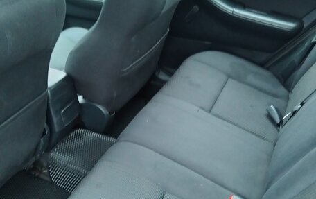 Toyota Corolla, 2004 год, 550 000 рублей, 5 фотография