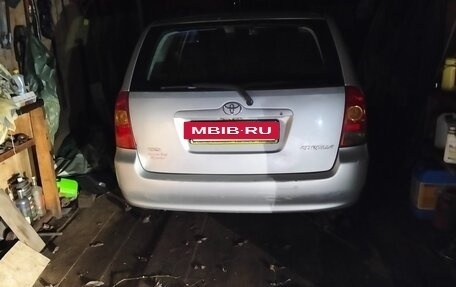 Toyota Corolla, 2004 год, 550 000 рублей, 2 фотография