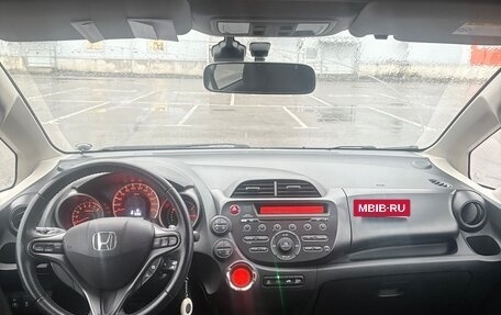 Honda Jazz II рестайлинг, 2011 год, 1 150 000 рублей, 9 фотография