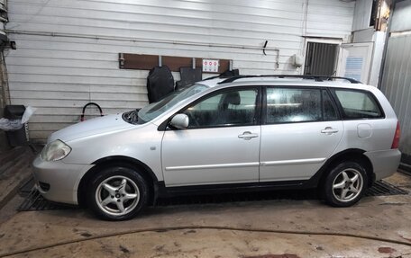 Toyota Corolla, 2004 год, 550 000 рублей, 14 фотография