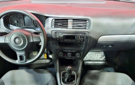 Volkswagen Jetta VI, 2012 год, 1 065 000 рублей, 9 фотография