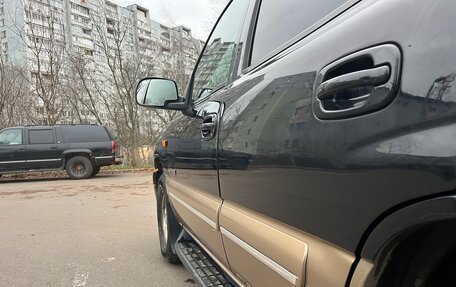 Chevrolet Tahoe II, 2001 год, 1 470 000 рублей, 3 фотография