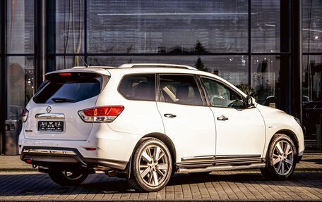 Nissan Pathfinder, 2016 год, 2 395 000 рублей, 6 фотография