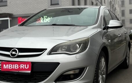 Opel Astra J, 2012 год, 630 000 рублей, 3 фотография