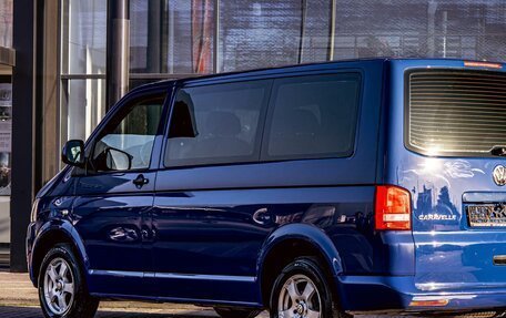 Volkswagen Caravelle T5, 2013 год, 2 195 000 рублей, 9 фотография