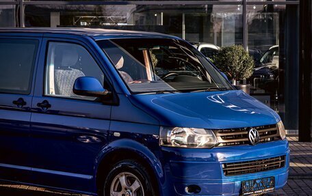 Volkswagen Caravelle T5, 2013 год, 2 195 000 рублей, 8 фотография