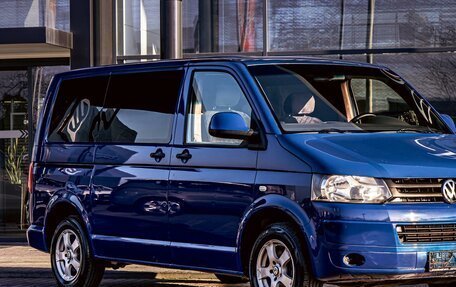 Volkswagen Caravelle T5, 2013 год, 2 195 000 рублей, 7 фотография