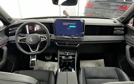 Volkswagen Tiguan, 2025 год, 4 950 000 рублей, 15 фотография