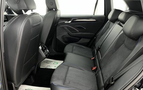 Volkswagen Tiguan, 2025 год, 4 950 000 рублей, 16 фотография