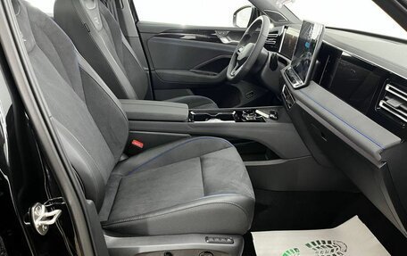 Volkswagen Tiguan, 2025 год, 4 950 000 рублей, 13 фотография