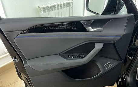 Volkswagen Tiguan, 2025 год, 4 950 000 рублей, 24 фотография