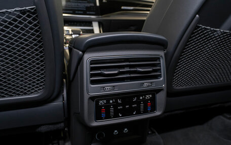 Audi Q7, 2025 год, 17 800 000 рублей, 14 фотография