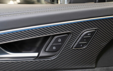 Audi Q7, 2025 год, 17 800 000 рублей, 18 фотография