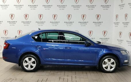 Skoda Octavia, 2018 год, 1 724 000 рублей, 4 фотография