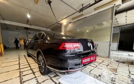 Volkswagen Passat B8 рестайлинг, 2016 год, 1 790 000 рублей, 2 фотография