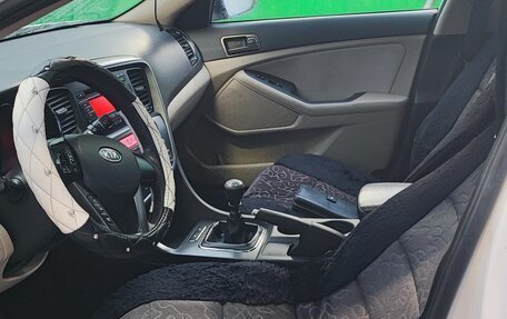 KIA Optima III, 2011 год, 900 000 рублей, 6 фотография