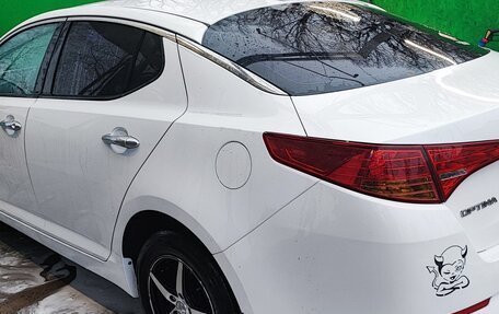 KIA Optima III, 2011 год, 900 000 рублей, 7 фотография