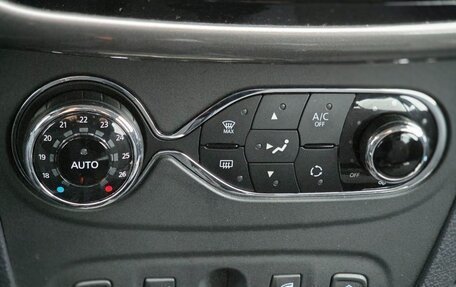 Renault Sandero II рестайлинг, 2019 год, 1 350 000 рублей, 7 фотография