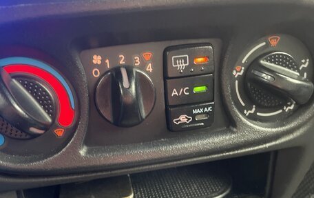 Nissan Almera, 2005 год, 430 000 рублей, 8 фотография