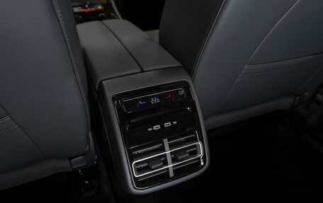 Volkswagen Tiguan, 2025 год, 5 095 000 рублей, 16 фотография