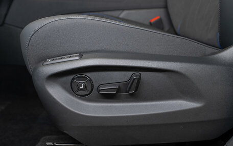 Volkswagen Tiguan, 2025 год, 5 095 000 рублей, 18 фотография