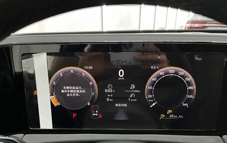 Volkswagen Tiguan, 2025 год, 4 850 000 рублей, 23 фотография