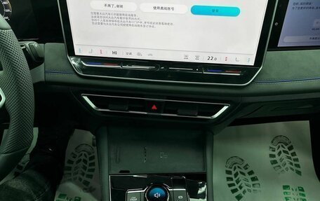 Volkswagen Tiguan, 2025 год, 4 850 000 рублей, 22 фотография