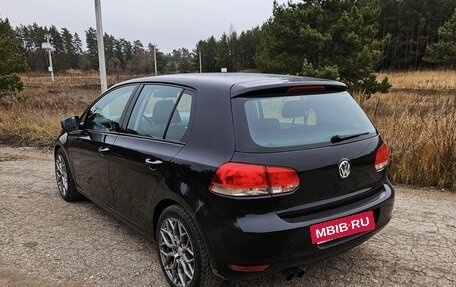 Volkswagen Golf VI, 2011 год, 680 000 рублей, 2 фотография