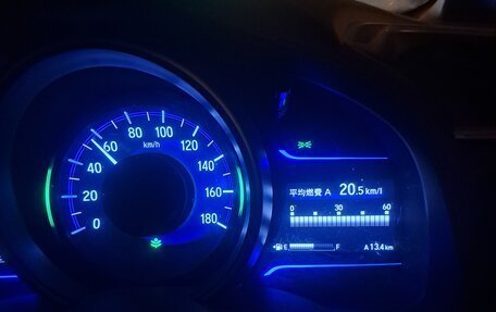 Honda Fit III, 2015 год, 740 000 рублей, 23 фотография