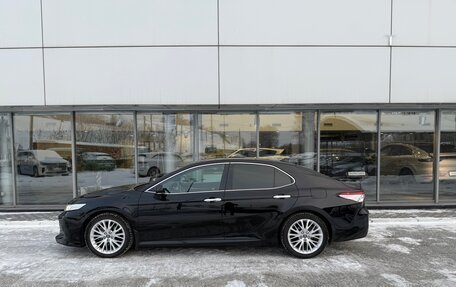 Toyota Camry, 2018 год, 2 990 000 рублей, 5 фотография