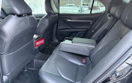 Toyota Camry, 2018 год, 2 990 000 рублей, 12 фотография