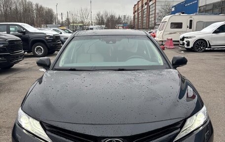 Toyota Camry, 2018 год, 3 450 000 рублей, 1 фотография