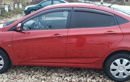 Hyundai Solaris II рестайлинг, 2011 год, 650 000 рублей, 2 фотография