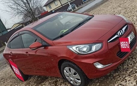 Hyundai Solaris II рестайлинг, 2011 год, 650 000 рублей, 3 фотография