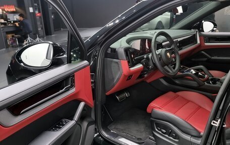 Porsche Cayenne III, 2024 год, 13 560 000 рублей, 17 фотография