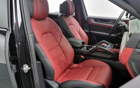 Porsche Cayenne III, 2024 год, 13 560 000 рублей, 16 фотография