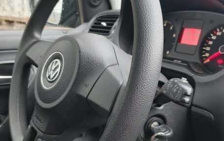 Volkswagen Polo VI (EU Market), 2013 год, 750 000 рублей, 6 фотография