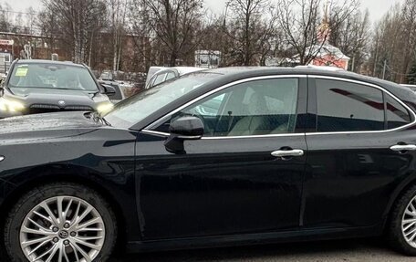 Toyota Camry, 2018 год, 3 450 000 рублей, 3 фотография