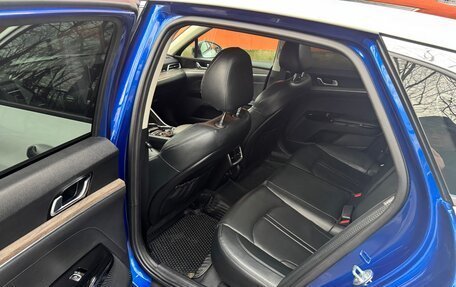 KIA K5, 2022 год, 2 300 000 рублей, 7 фотография