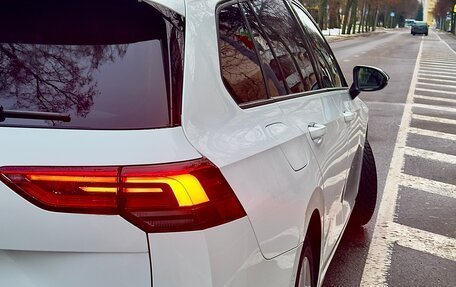 Volkswagen Golf VIII, 2022 год, 1 850 000 рублей, 6 фотография