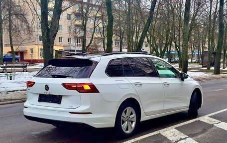 Volkswagen Golf VIII, 2022 год, 1 850 000 рублей, 4 фотография