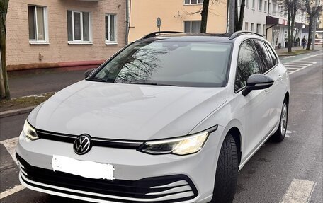Volkswagen Golf VIII, 2022 год, 1 850 000 рублей, 10 фотография